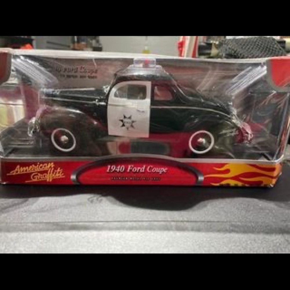 American Graffiti metal collectors edition 1940 car